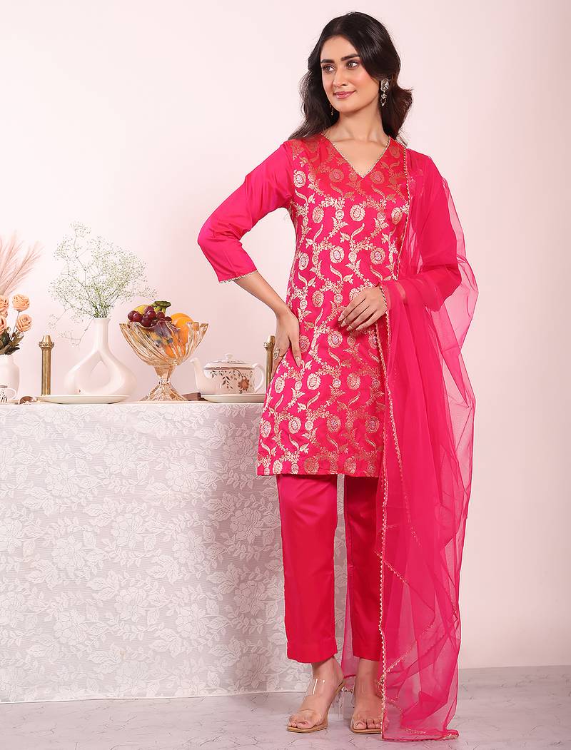 Pink color poly silk fabric smart ethnic partywear kurta set