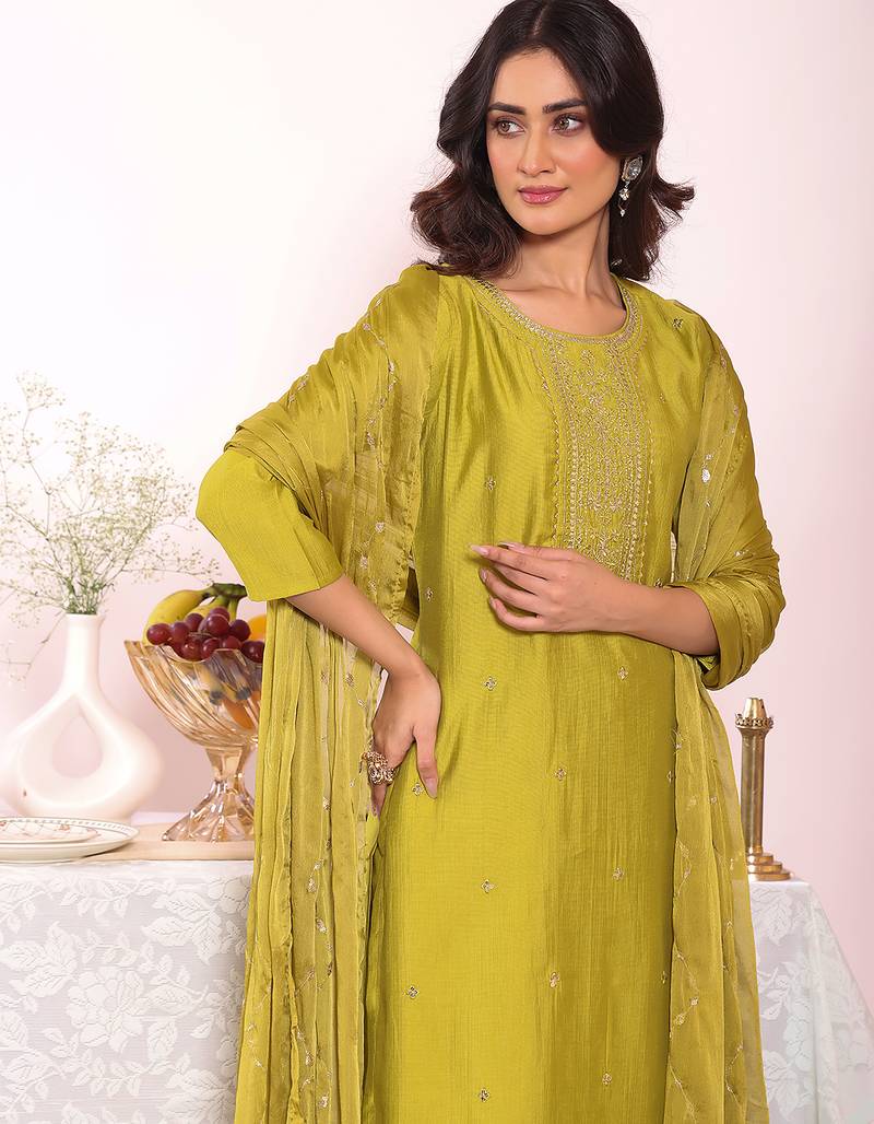 Green color poly silk fabric smart ethnic partywear kurta set