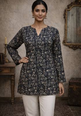 Black color digital printed formal rich looks kurta for girls 1