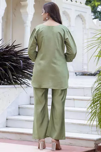 Pista color smart silk blend hand smart co-ord set