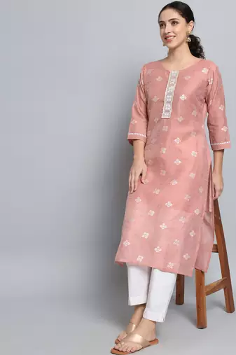 Pink color beautiful silk blend sophisticated kurta for girls