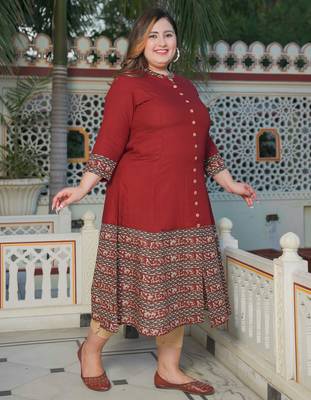 Yash gallery women's plus size maroon rayon floral printed anarkali kurta (maroon) 3