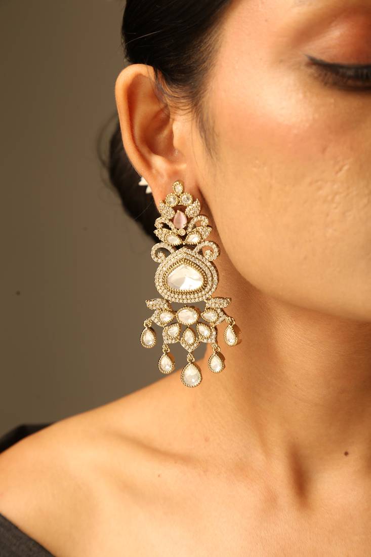 Elegant crystal drop necklace set