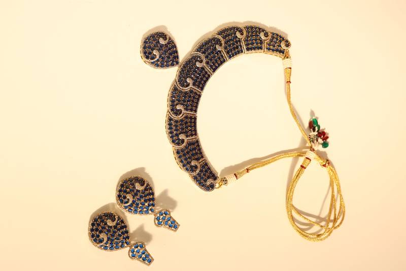 Midnight blue luxury choker set