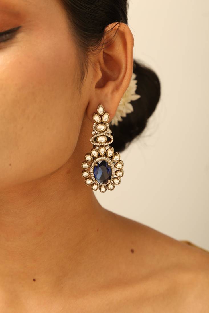 Sapphire blue crystal pendant necklace set