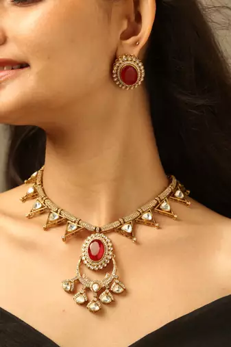 Royal ruby pendant necklace set