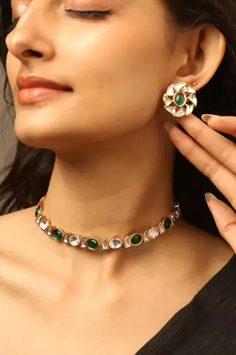 Emerald green elegant necklace set