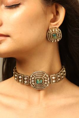 Aqua crystal statement choker set 1