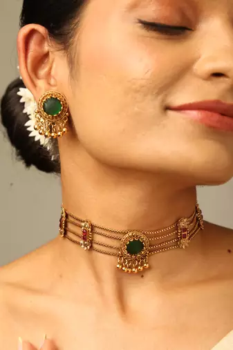 Vintage green stone multi-chain necklace