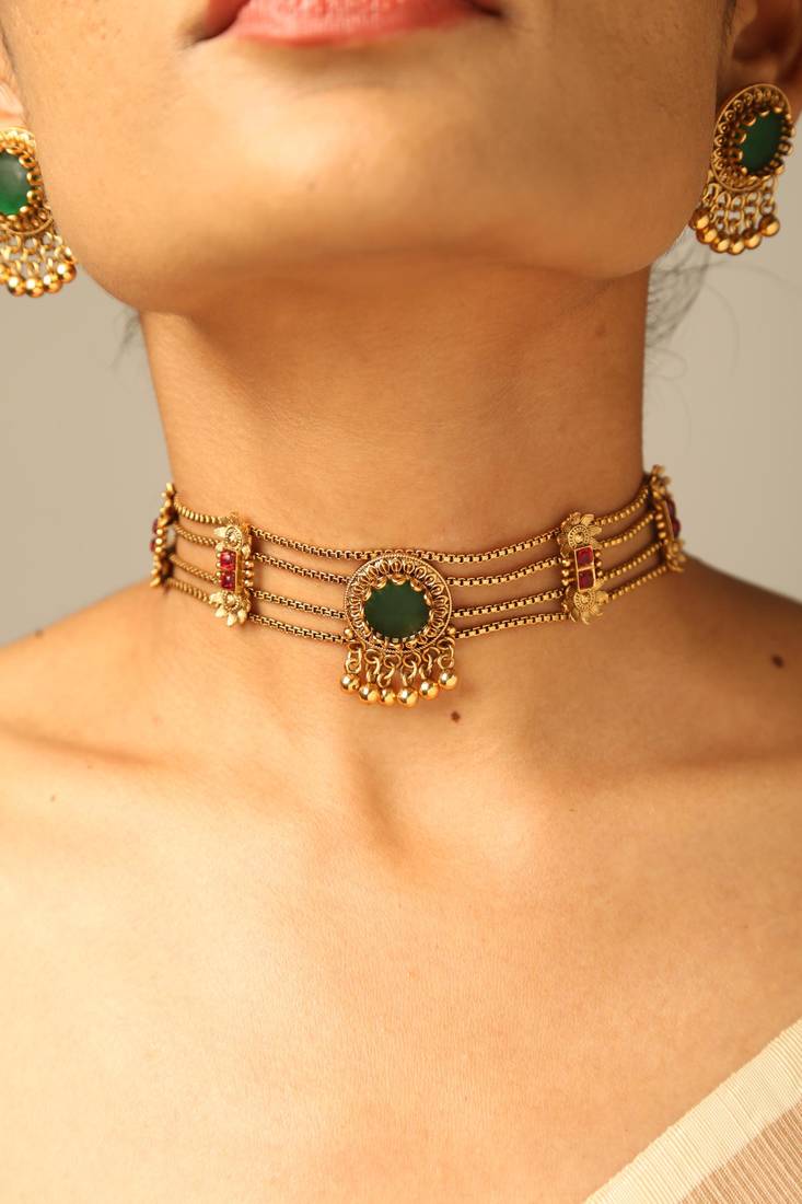 Vintage green stone multi-chain necklace