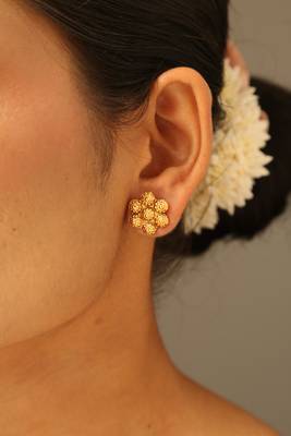 Traditional gold bead long necklace 2