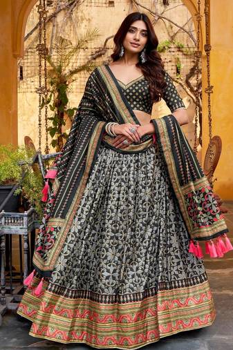 BLACK Elegant Tasar Silk Lehenga Set with Iconic Sparkle & Lace Border – Blouse & Tassel Dupatta