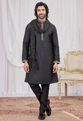 Black art silk kurta for men 3