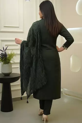 Women's rayon silk embroidered dark green kurta pant set with chanderi dupatta