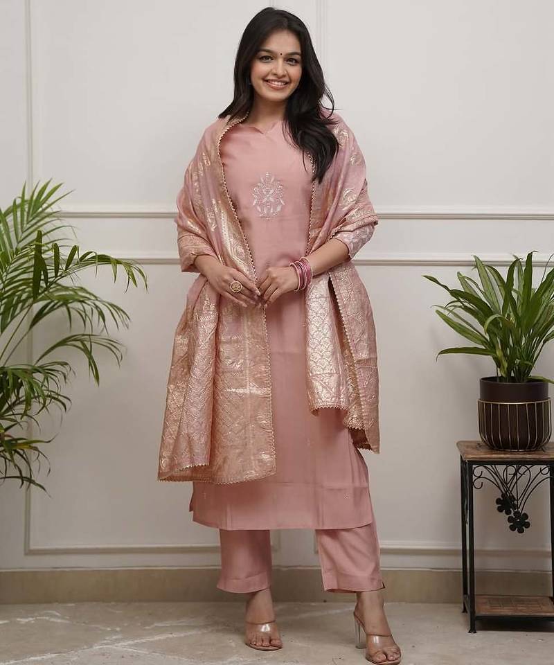 Women's chanderi silk embroidered peach kurta pant set with jacquard dupatta