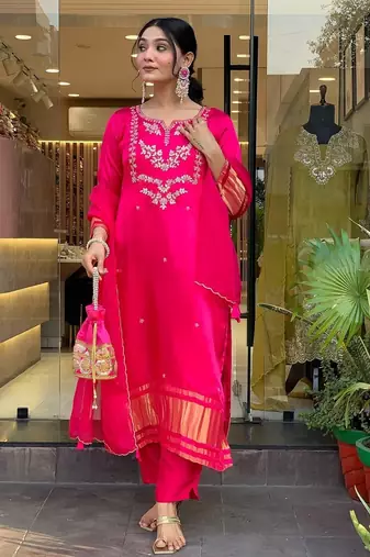 Women's viscose silk embroidered pink kurta pant set with chanderi dupatta