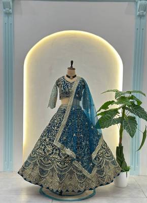blue embroidered lehenga 3