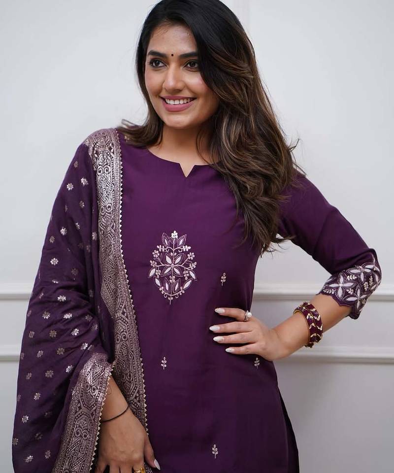 Women's chanderi silk embroidered purple kurta pant set with jacquard dupatta