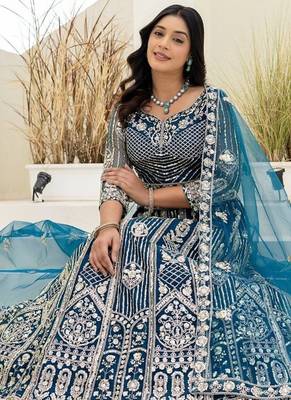  blue heavy embroidered lehenga 4
