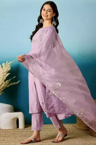 Women's silk blend floral embroidered lavender kurta pant set with organza dupatta