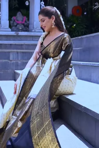 Off white silk blend banarasi jaquard designer saree with blouse