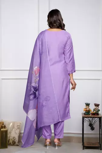 Women's rayon silk embroidered lavender kurta pant set with chanderi dupatta