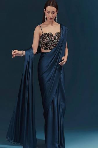 Midnight blue velvet pre draped saree set