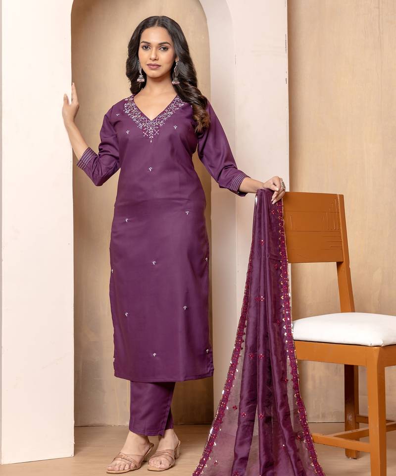 Women's roman silk embroidered purple kurta pant set with chanderi dupatta