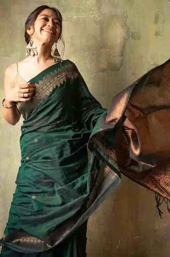 Green silk blend banarasi jaquard designer saree with blouse