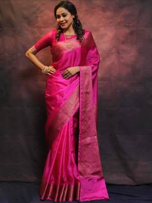 Rani pink silk blend banarasi jaquard designer saree with blouse 3