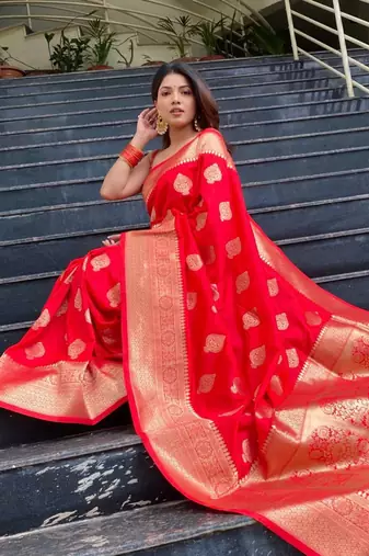Red silk blend banarasi jaquard designer saree with blouse