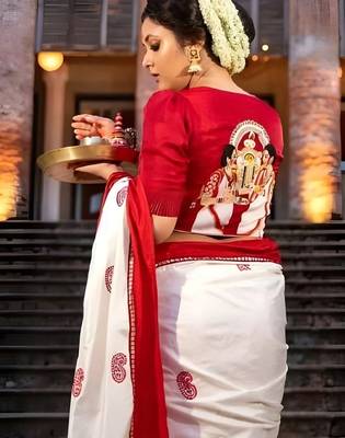 Off white silk blend banarasi jaquard designer saree with blouse 3