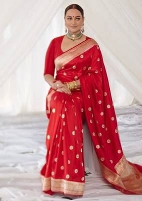 Red silk blend banarasi jaquard designer saree with blouse 2