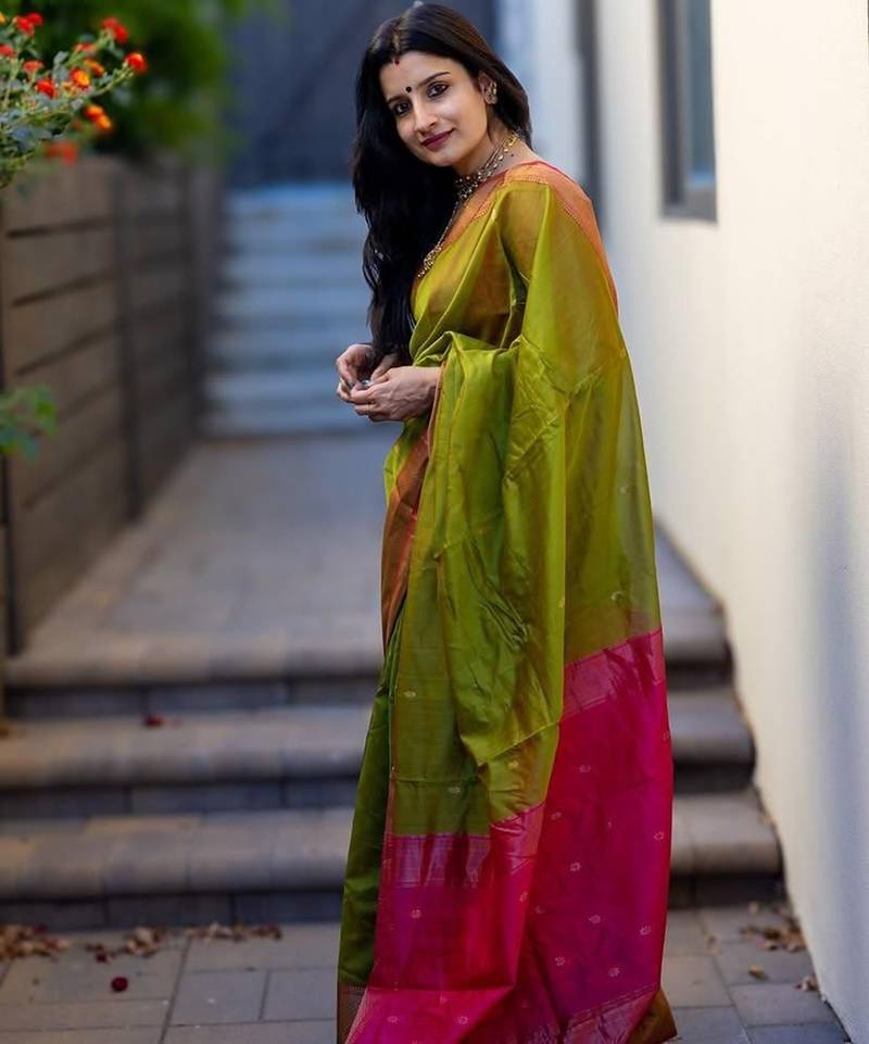 Green soft silk blend banarasi jacuard work designer saree with blouse