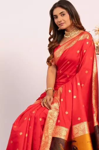 red color banarasi art silk saree with blouse