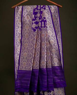 Purple silk blend banarasi jaquard designer saree with blouse 3