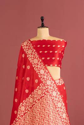 red color art silk saree with printed blouse 2