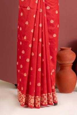 red color art silk saree with printed blouse 3
