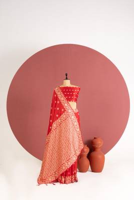red color art silk saree with printed blouse 4