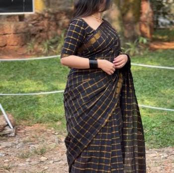 Black silk blend banarasi jaquard designer saree with blouse 1
