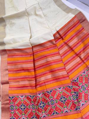 white color khadi art silk saree with contrast blouse 4