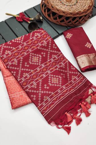 peach color printed art silk saree with contrast blouse