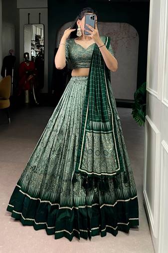 GREEN Elegant Tasar Silk Lehenga Set with Kalamkari Print & Lace Border – Includes Blouse & Tassel Dupatta