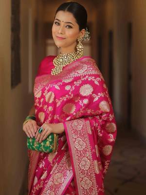 Pink silk blend banarasi jaquard designer saree with blouse 2