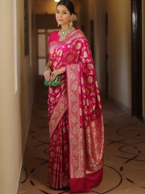 Pink silk blend banarasi jaquard designer saree with blouse 4