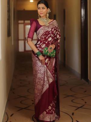 Maroon silk blend banarasi jaquard designer saree with blouse 3