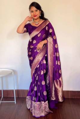 Purple silk blend banarasi jaquard designer saree with blouse 4