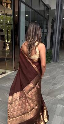 Maroon silk blend banarasi jaquard designer saree with blouse 4