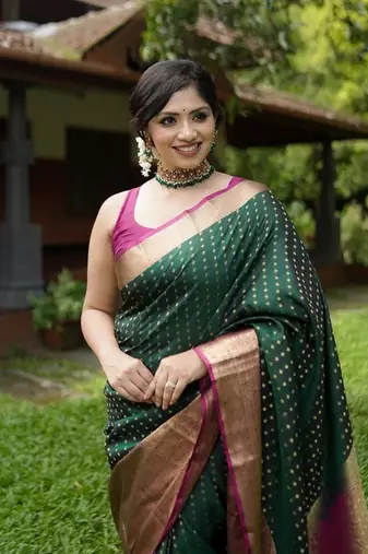 Green silk blend banarasi jaquard designer saree with blouse