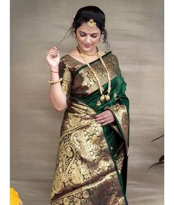 Green silk blend banarasi jaquard designer saree with blouse 2
